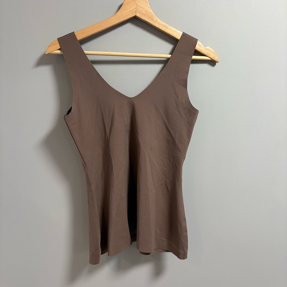 Knix Tank - Picture 3 of 4